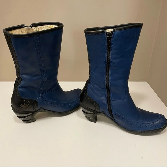 Eject Blue Leather Women’s Boot  in US 6 or EU 36 Made in Portugal - Picture 2 of 14